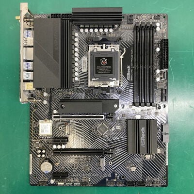【神戸・三宮店】中古  ASRock B650 PG Lightning WiFi (B650 AM5 ATX DDR5) 3430005864 
