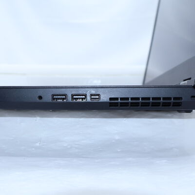 【通販センター】中古  【ジャンク品/保証無/返品質問不可】Lenovo ThinkPad P52　20MAS12700 (Core i7 8750H/16GB/SSD512GB/-/NVIDIA Quadro P1000 4GB/15.6ｲﾝﾁ/1920x1080/Wi-Fi/WEBCAM/-) 176659 