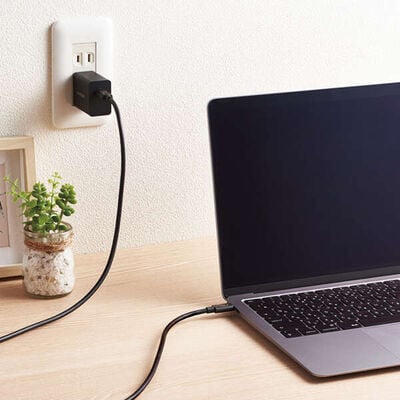 エレコム  USB4ケーブル/C-Cタイプ/認証品/USB Power Delivery対応/240W/1m/ブラック/USB4-CCPE10NB 