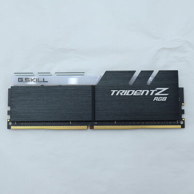 【通販センター】中古  PC4-25600 16GB デスクトップ用(DDR4-3200) 140728 