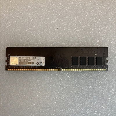 【京都店】中古  PC4-21300 8GB デスクトップ用(DDR4-2666) 126165 