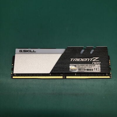 【津ラッツ店】中古  PC4-25600 16GB デスクトップ用 140728 