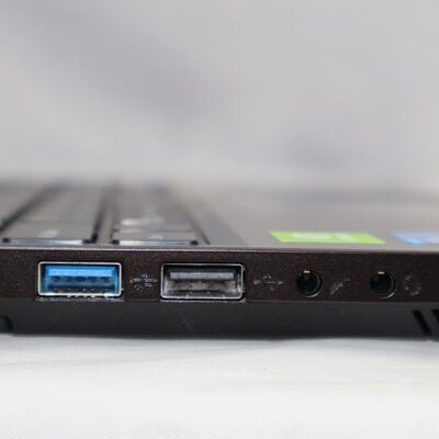 【通販センター】中古  Mousecomputer K5-i7CMLCB-YRPC(Intel Core i7 10750H/16GB DDR4 (PC4)/SSD256GB+HDD1TB/なし/NVIDIA GeForce MX350 2GB/15.6/1920x1080/Wi-Fi/W11H64 MAR) 194586 