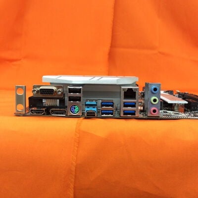 【なんば店】中古  ASRock B550M Pro4 (B550 AM4 mATX DDR4) 142938 