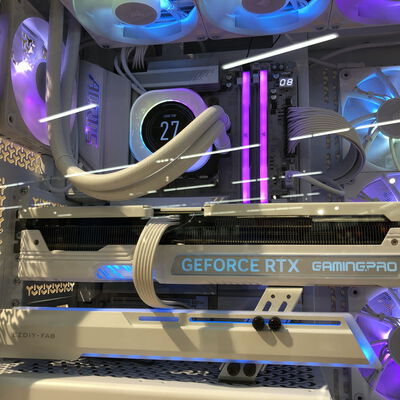 【姫路店】中古  自作パソコン(Ryzen 7 9800X3D/32GB/SSD2TB/RTX4070 Ti SUPER/W11H) 4740001388 