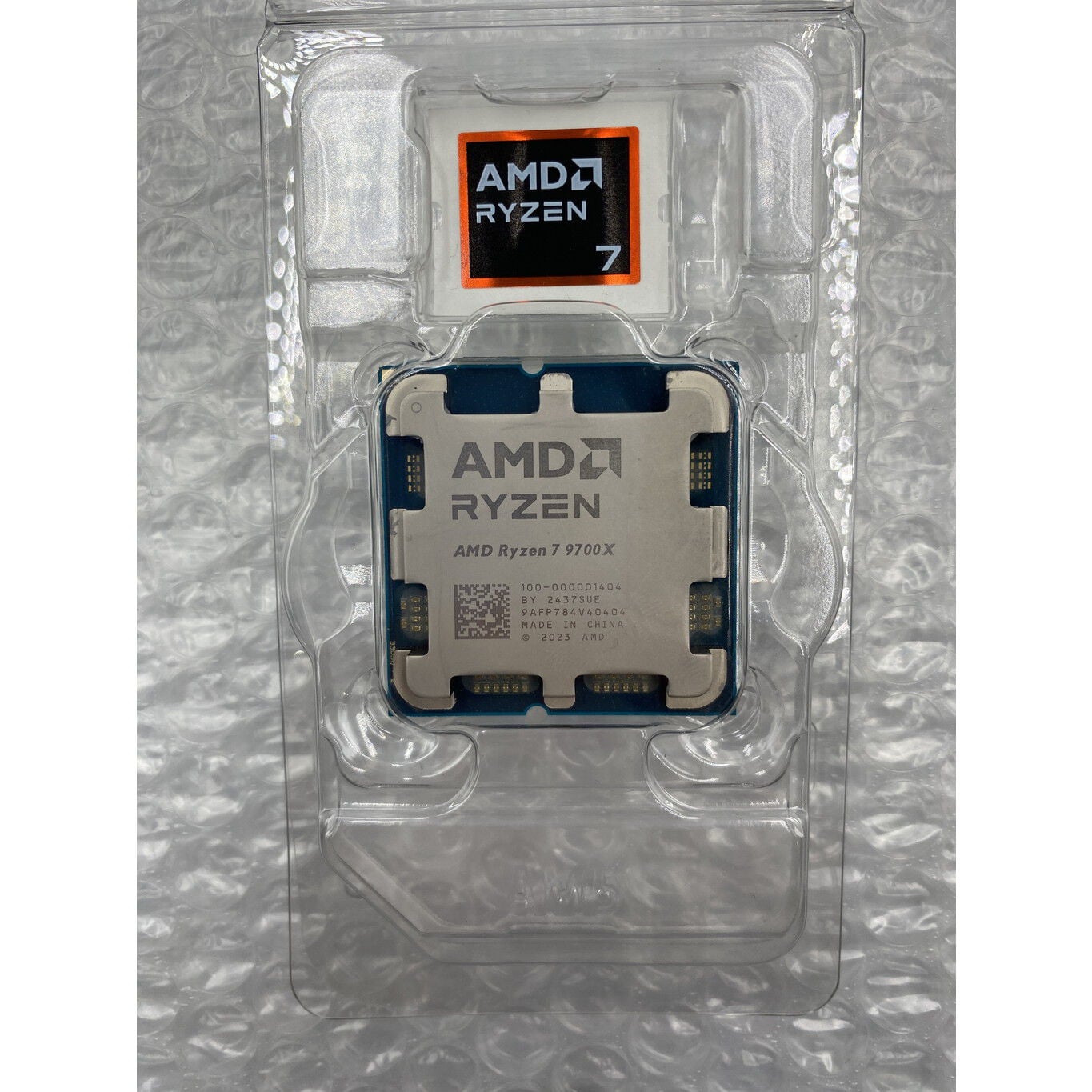 中古 AMD Ryzen 7 9700X (AM5/3.8GHz/40M/C8/T16/65W) 169022 （396604