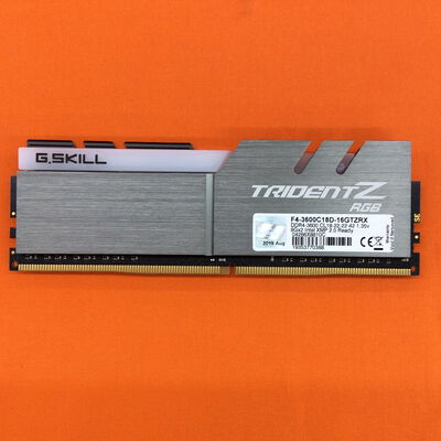【なんば店】中古  PC4-28800 8GB デスクトップ用 140733 