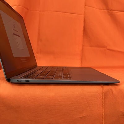 【なんば店】中古  Apple MacBook Air 13インチ 2020 (M1 8CPU 7GPU/8GB/256GB) スペースグレイ MGN63J/A 144573 