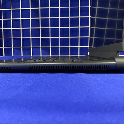 【横浜駅前店】中古  DELL ALIENWARE m16 R1 AMD (AMD Ryzen 9 7845HX/32GB/RTX4070//W11H/有線LAN◯無線LAN◯) 3400008707 