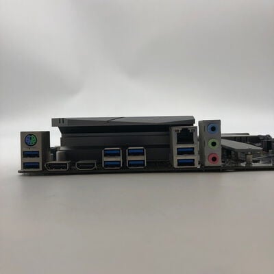 【大分店】中古  【付属品欠品】 ASRock X570 Phantom Gaming 4 (X570 AM4 ATX DDR4) 3480036971 