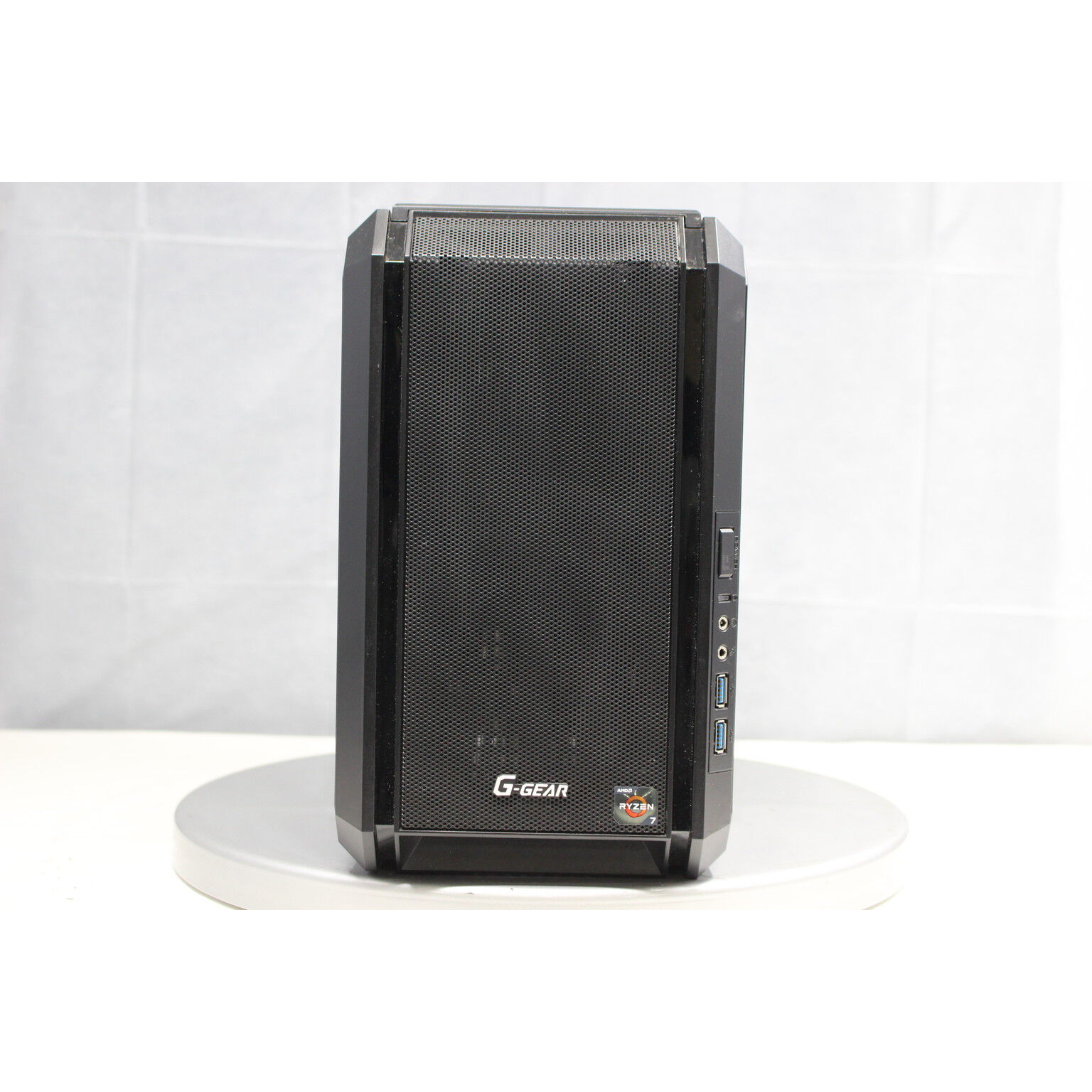 中古 【セール】[中古] TSUKUMO G-GEAR mini(AMD Ryzen 7 1700/8GB/SSD 