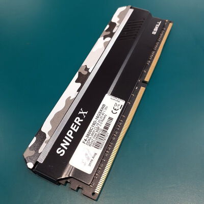 【鹿児島店】中古  PC4-28800 8GB デスクトップ用(DDR4-3600) 140733 