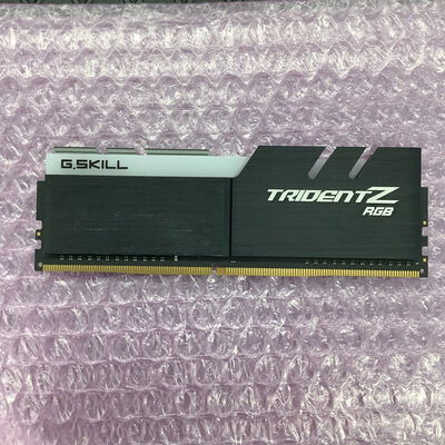 【堺七道店】中古  PC4-25600 8GB デスクトップ用(DDR4-3200) 140727 