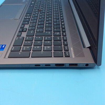【秋葉原本店】中古  HP_ZFfly15G8(Core_i7-1165G7/16GB/SSD512GB/W10P) 3410013813 