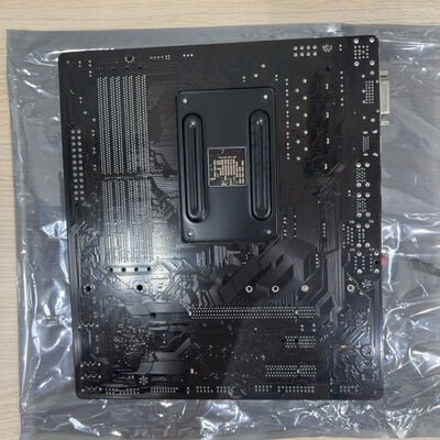 【静岡東瀬名店】中古  GIGABYTE B450M DS3H V2 5140000882