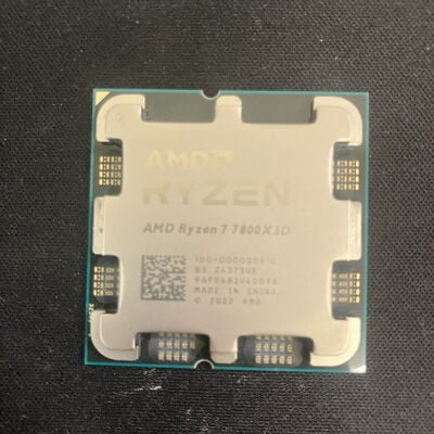 【大宮店】中古  AMD Ryzen 7 7800X3D (AM5/4.2/104M/C8/T16/120W) 157139 
