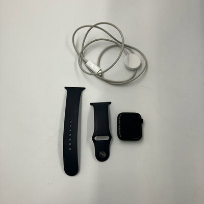 【なんば店】中古  Apple Watch SE 第2世代 GPSモデル 44mm MRE93J/A [ミッドナイトスポーツバンド] 3290006963 