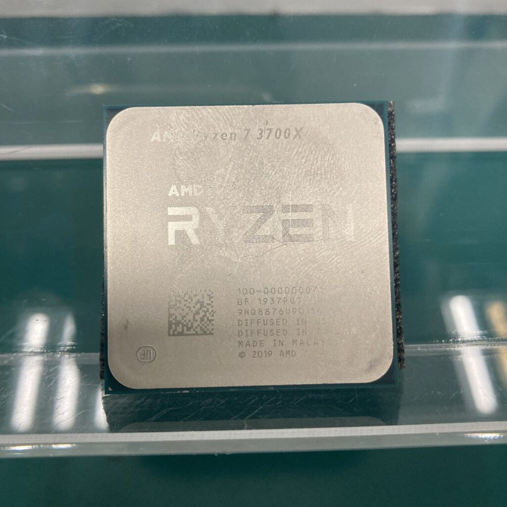 中古 AMD Ryzen 7 3700X (AM4/3.6/36M/C8/T16/65W) 140025 （404033