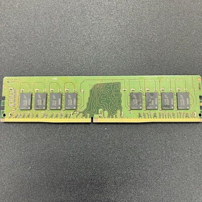 【熊本浜線店】中古  PC4-25600 16GB デスクトップ用(DDR4-3200) 140728 