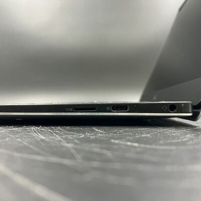 【大須店】中古  DELL XPS 13 7390  (INTEL Core i5 10210U 1.6GHz/8GB/SSD256GB/-/オンボード/13.3/1920x1080/Wi-Fi/WEBCAM/W11H64) 180648 