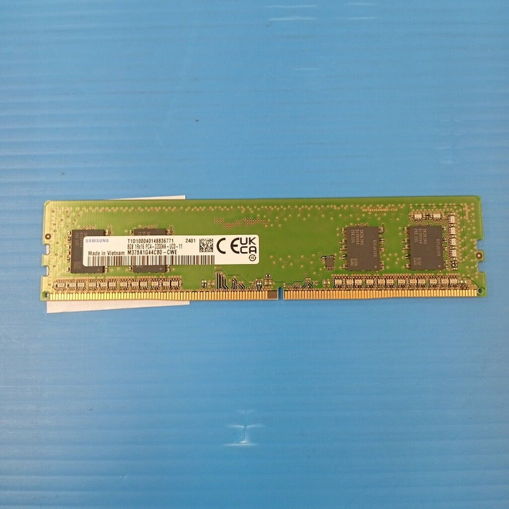 中古 Samsung M378A1G44CB0-CWE(DDR4 PC4-25600 8GB) 1460024035