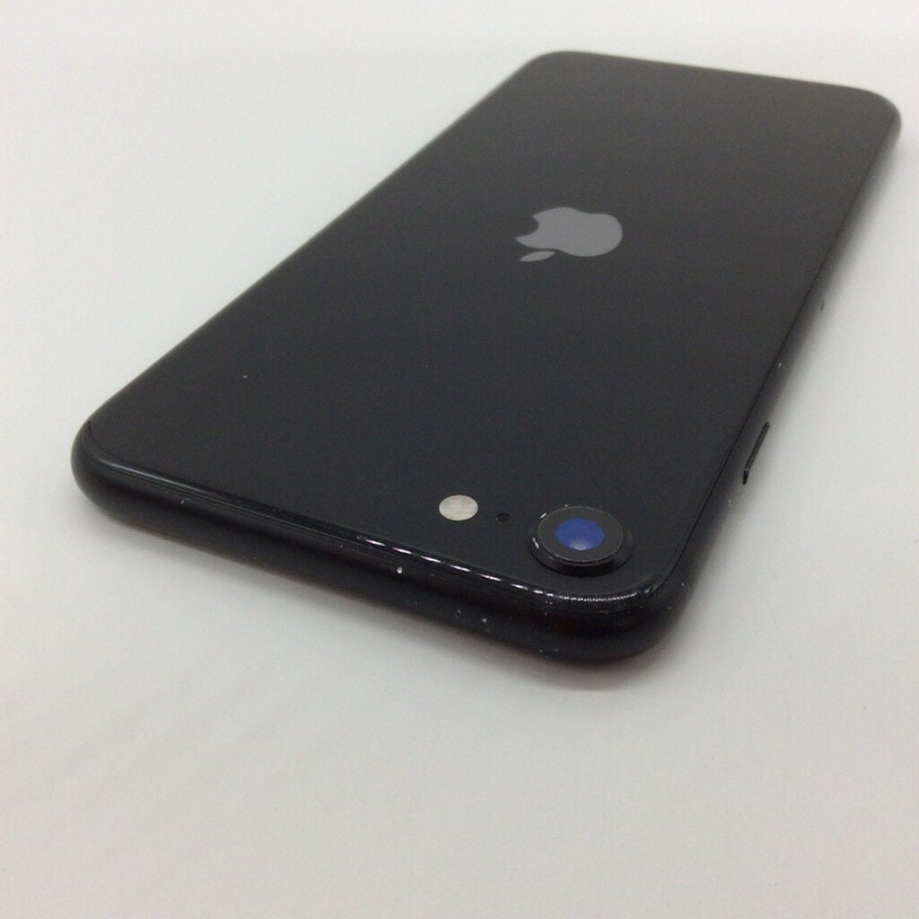 中古 【SIMロック解除済み】【docomo】Apple iPhoneSE 4.7インチ (第2
