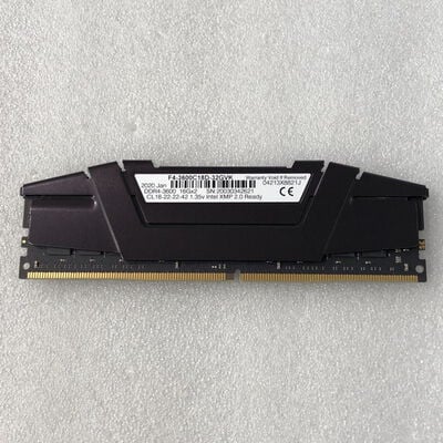 【甲府飯田店】中古  PC4-28800 16GB デスクトップ用(DDR4-3600) 140734 