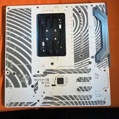【なんば店】中古  ASRock B650M PG Riptide WiFi White(B650 AM5 mATX) 3280021055 