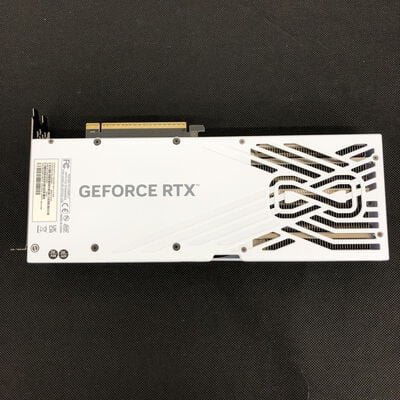 【長野稲里店】中古  Palit NE75070U19K9-GB2050W (RTX5070 WHITE OC) 5110001246 