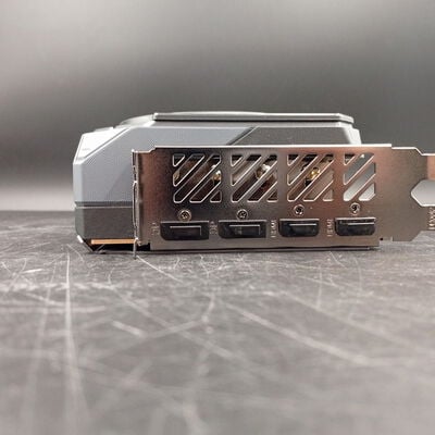 【大須店】中古  GIGABYTE GV-R9070XTGAMING OC-16GD (RX9070XT 16G) 176942 