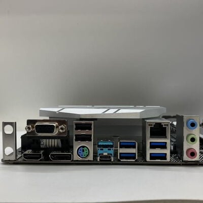 【八王子店】中古  ASRock B550M Pro4 (B550 AM4 mATX DDR4) 142938 