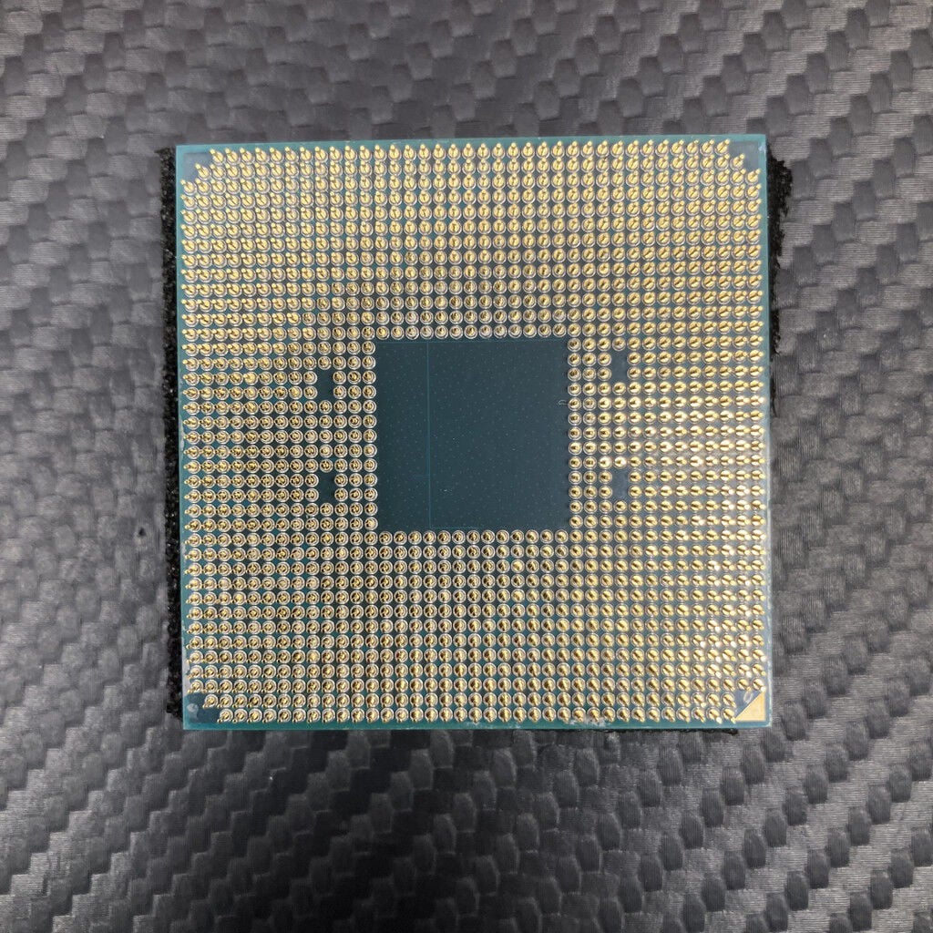 中古 AMD Ryzen 7 5700X (AM4/3.4GHz/36M/C8/T16/65W) 150182 （353679