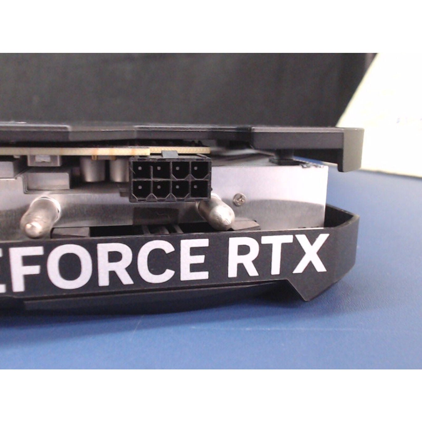 中古 MSI GeForce RTX 4060 VENTUS 2X BLACK 8G OC (RTX4060 8GB