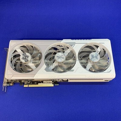 【横浜駅前店】中古  ASRock RX9060XT SL 8GO(RX9060XT Steel Legend 8G) 179886 
