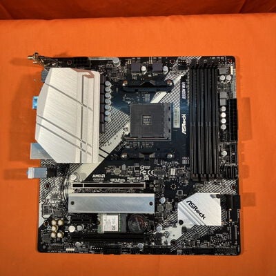 【なんば店】中古  ASRock B550M WiFi (B550 AM4 mATX DDR4) 3280021788 