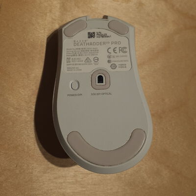 【鹿児島店】中古  Razer DEATHADDER V3 PRO WH 4700000662