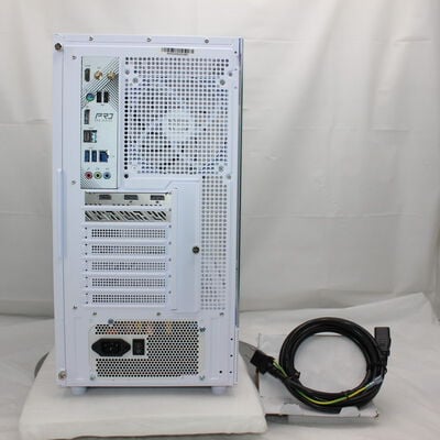 【通販センター】中古  Original PC(Intel Core i5 12400/32GB DDR5 (PC5)/SSD2TB/なし/AMD Radeon RX 9060 XT 16GB/W11H64 MAR) 194635 