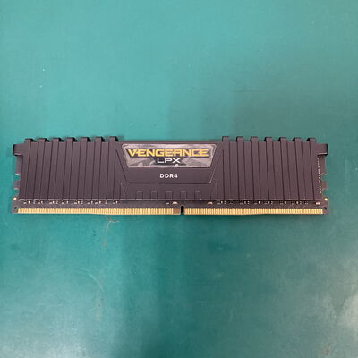 【富山本郷店】中古  PC4-25600 16GB デスクトップ用 140728 