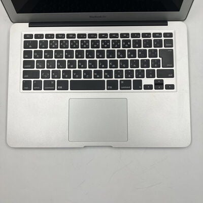 【なんば店】中古  Apple MacBook Air (13.3 i5/1.3G 256GB) MD761J/A 122502 