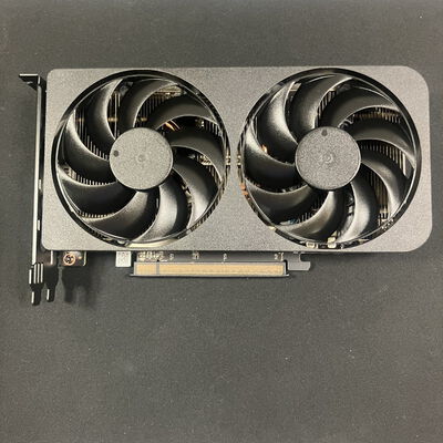 【大宮店】中古  玄人志向 RD-RX9060XT-E16GB/WHITE/DF (RX9060XT 16GB) 189002 