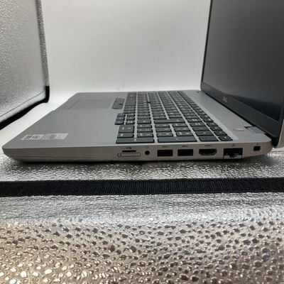 【八王子店】中古  DELL Latitude 5511 (Intel Core i5 10400H 2.60GHz/8GB/SSD256GB/-/GeForce MX150/15.6/1920x1080/GbE/Wi-Fi/WEBCAM/W11H) 193719 