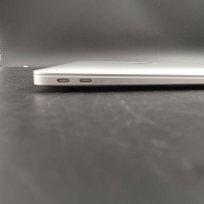 【大須店】中古  Apple MacBook Air Retina 13インチ 2019 A1932 (Core i5 1.6GHz/8GB/SSD 128GB/13.3/2560 x 1600 Retina/Wifi) 194665 