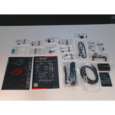 【前橋ｲﾝﾀｰｱｶﾏﾙ店】中古  ASUS ROG MAXIMUS Z890 HERO (Z890 1851 ATX DDR5) 172174 