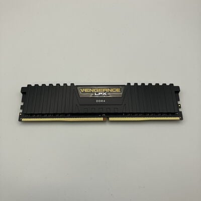 【秋葉原本店】中古  PC4-21300 8GB デスクトップ用 126165 