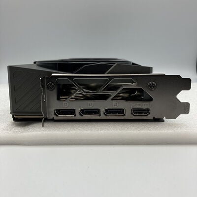 【新潟店】中古  MSI GeForce RTX 5070 Ti 16G GAMING TRIO OC (RTX5070Ti 16G) 3290007188 