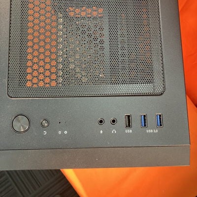 【なんば店】中古  ZALMAN Z1 Iceberg Black(mATX ｶﾞﾗｽ ) 3280021760 