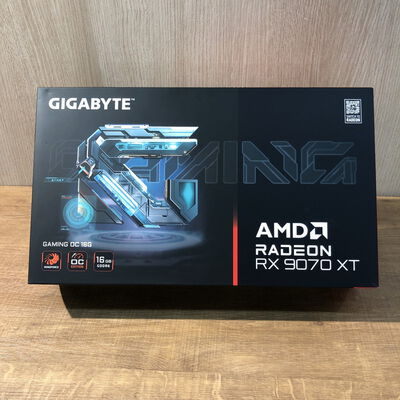 【姫路店】中古  GIGABYTE GV-R9070XTGAMING OC-16GD (RX9070XT 16G) 176942 