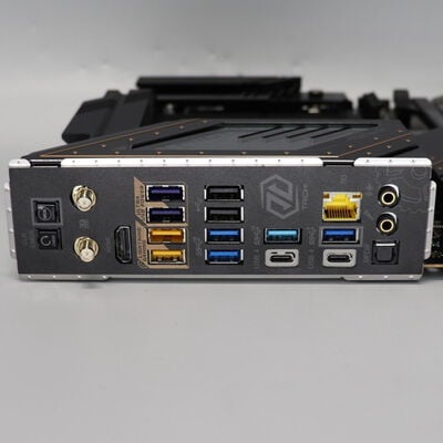 【札幌店】中古  ASRock X870E Taichi (X870E AM5 E-ATX DDR5) 172192 