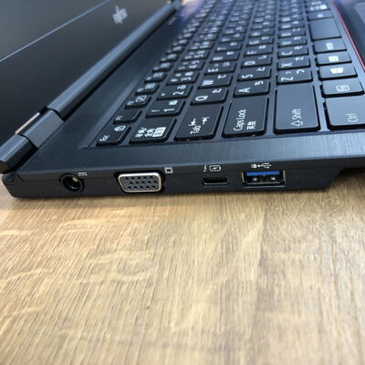 【姫路店】中古  FUJITSU LIFEBOOK U7410 (INTEL Core i5 10310U 1.7GHz/16GB/SSD256GB/-/オンボード/14/1366x768/Wi-Fi/WEBCAM/W11H64/Microsoft Office Home and Business 2024付) 180536 