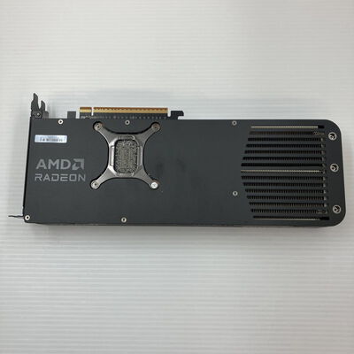 【秋葉原本店】中古  玄人志向 RD-RX9070XT-E16GB/TP (RX9070XT 16G) 176950 
